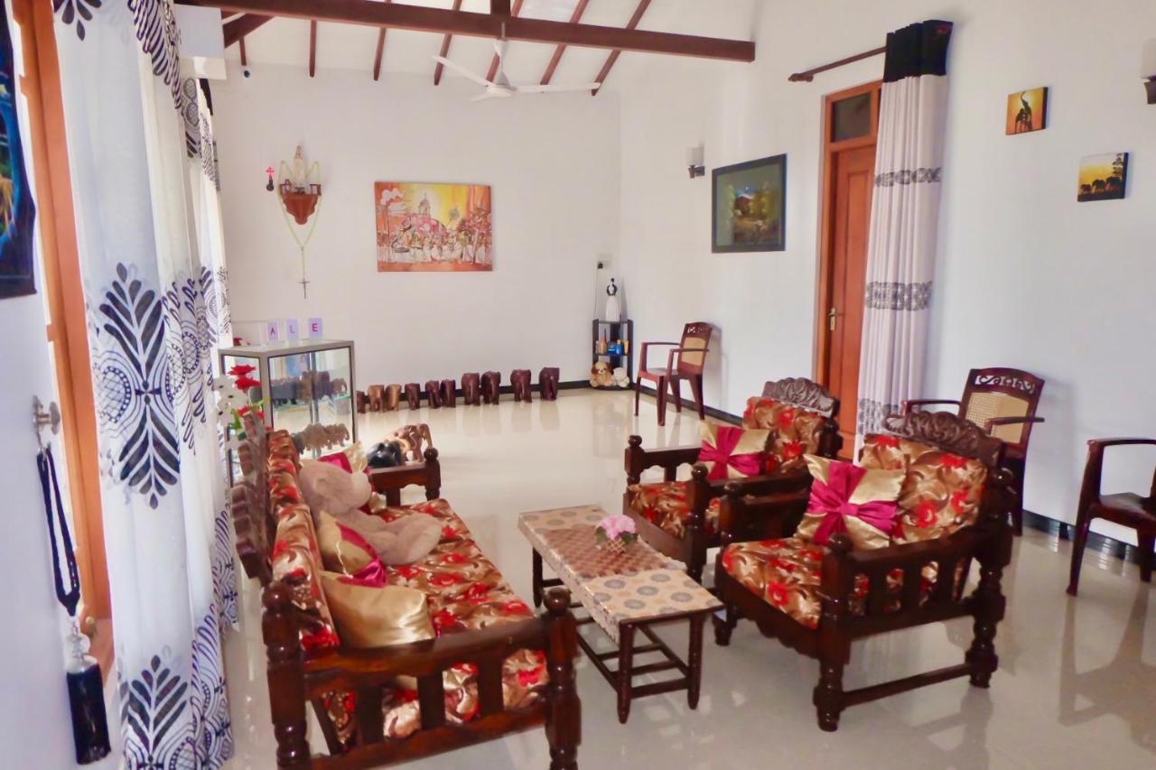 Rodrigo'S Villa & Restaurant Negombo Zewnętrze zdjęcie